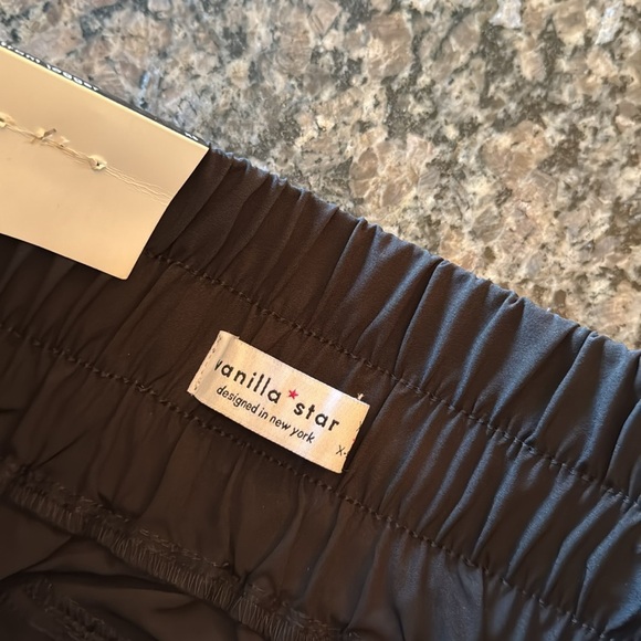 Vanilla star black love to move polyester joggers NWT XS - Picture 6 of 11